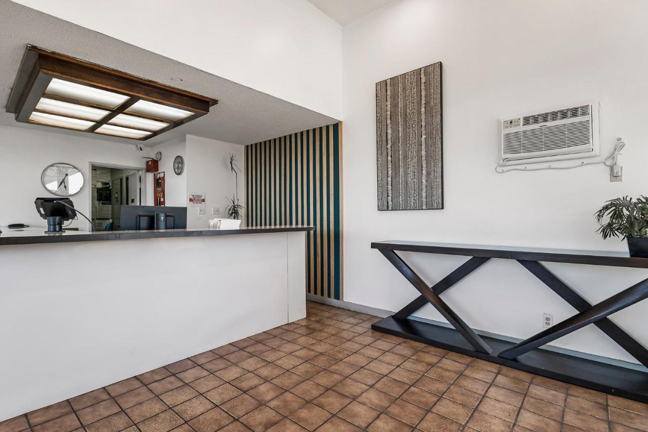 Heritage Inn Express Hayward Buitenkant foto