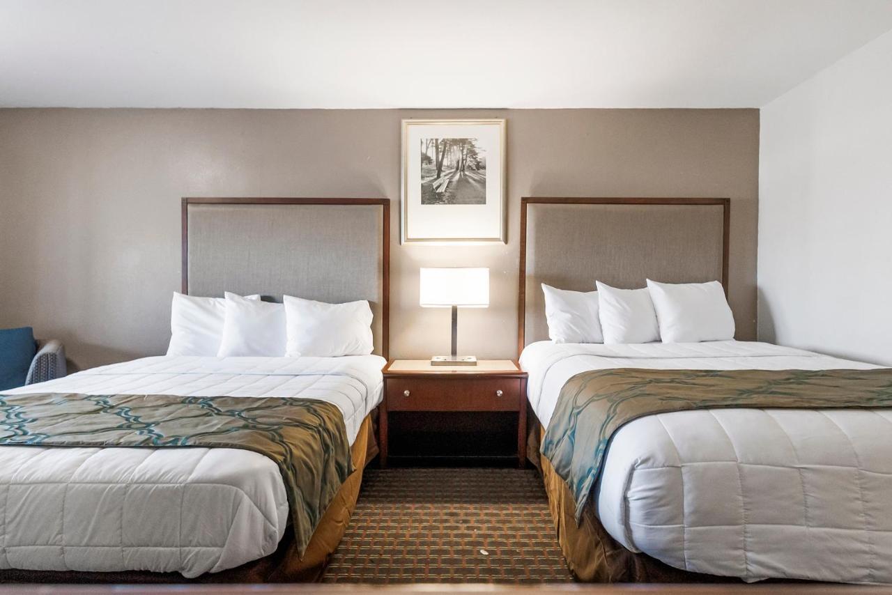 Heritage Inn Express Hayward Buitenkant foto