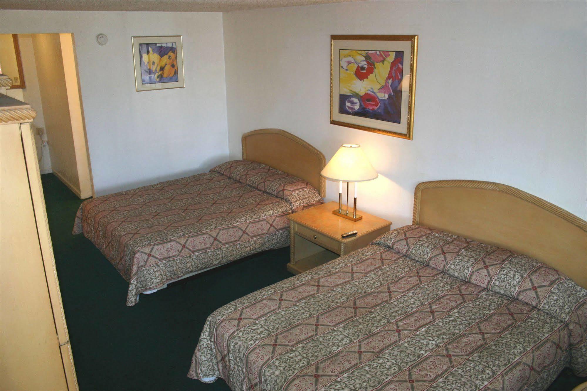 Heritage Inn Express Hayward Buitenkant foto